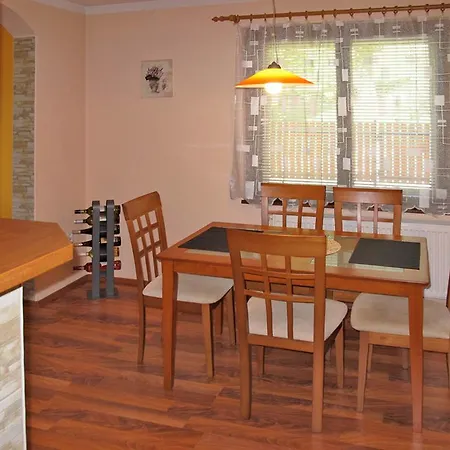 Haus Hlubucek * Zelezny Brod